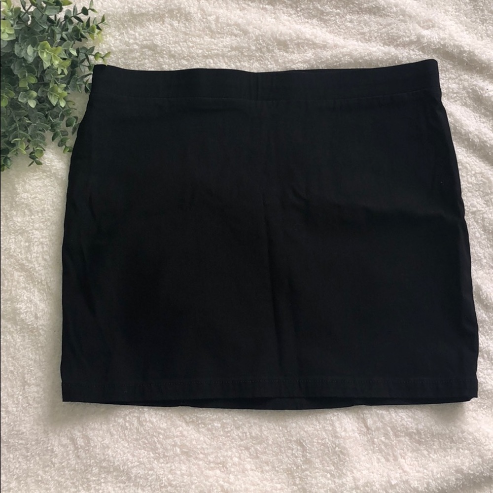 Express Black Stretch Mini Skirt Size Small